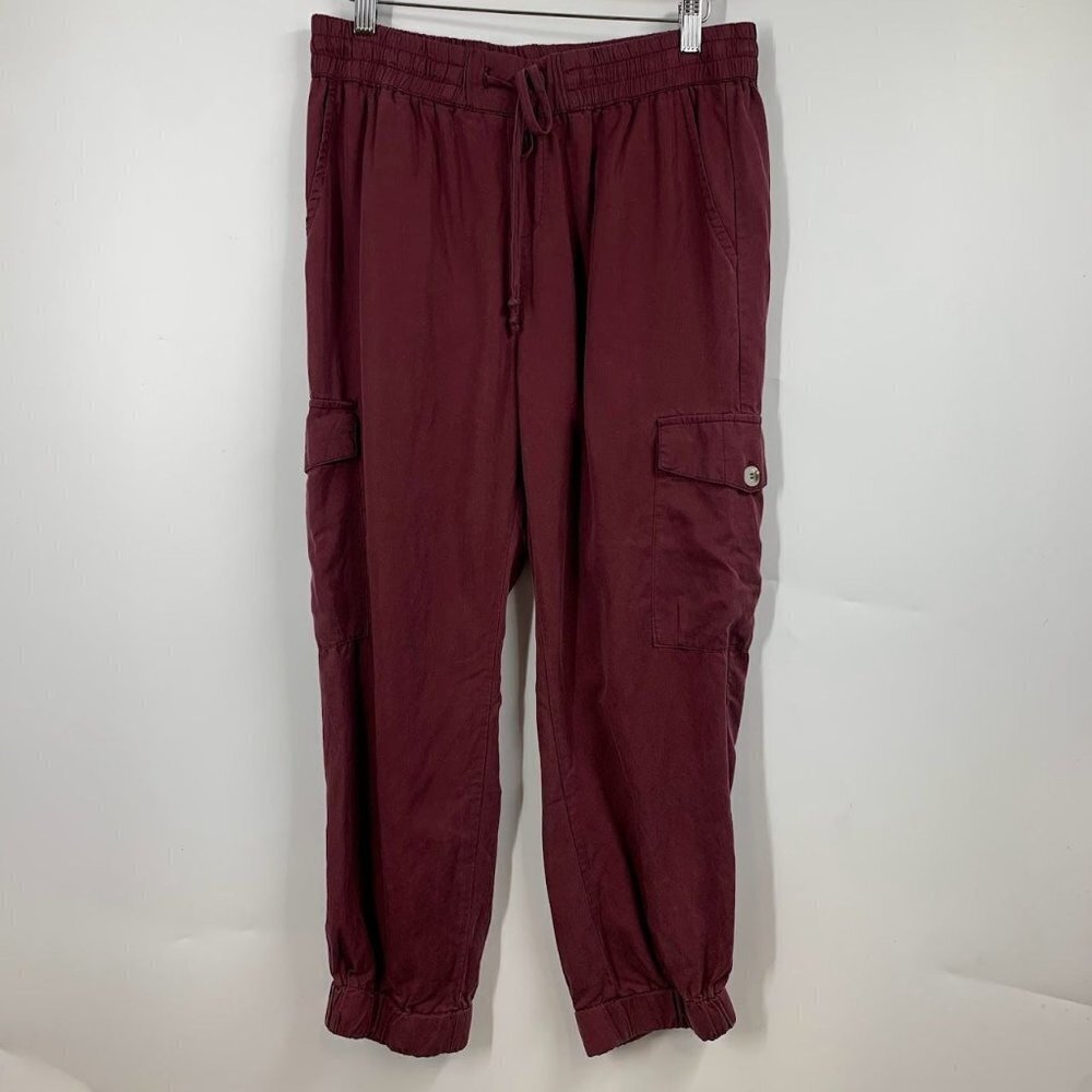 Dress Forum Los Angeles Women's High Rise Cargo Capri Drawstring Jogger Size L